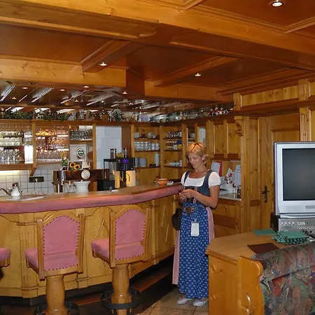 Der Klaushof מאיירהופן